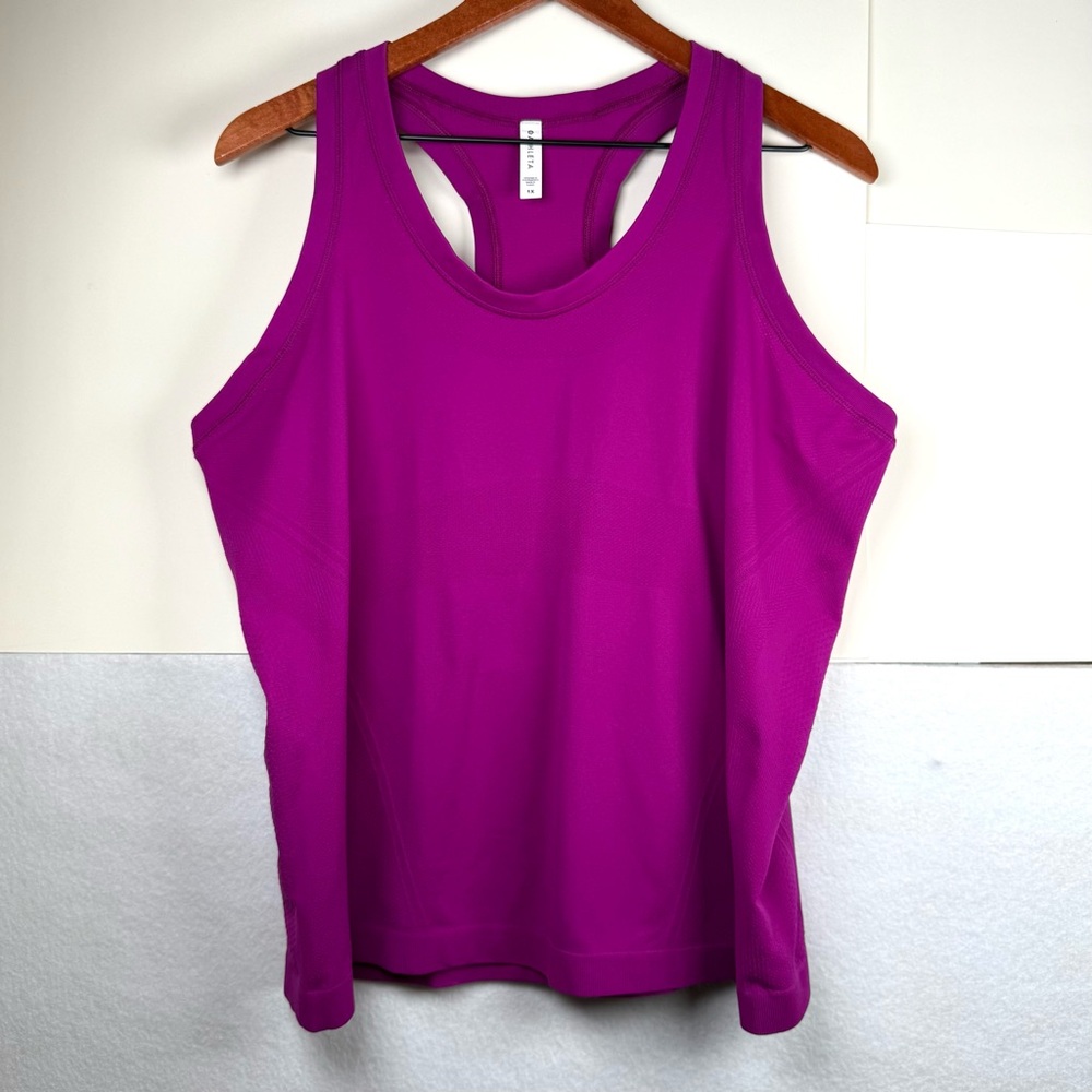 Athleta Momentum Seamless Tank Fuchsia Fitted Racerback Gripper Hem Size 1X